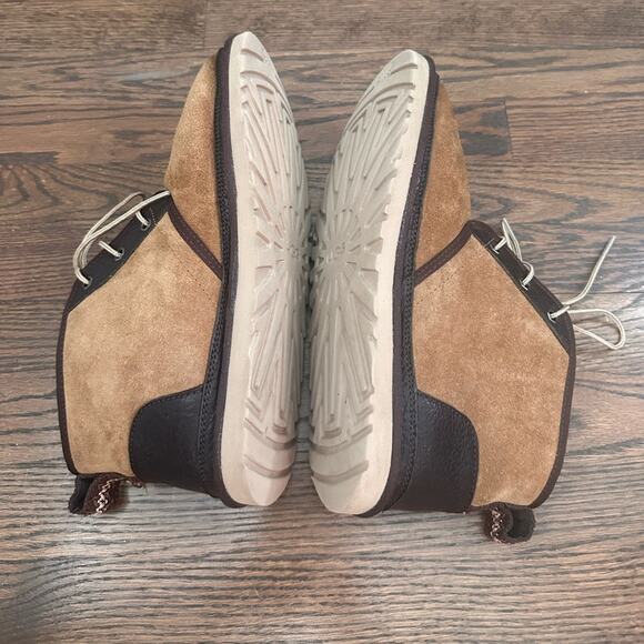 UGG Men’s Neumel Suede Chukka boots Size 11 main image 8
